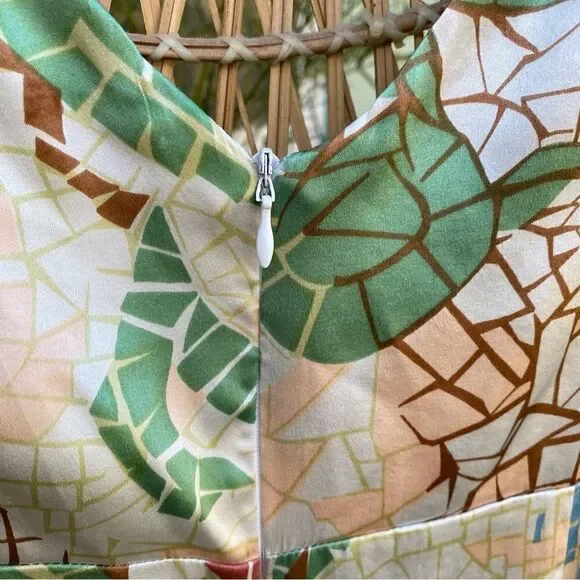 ✨ Beautiful handmade silk dress in a unique mosaic floral pattern. Size 12. - Picture 3 of 11